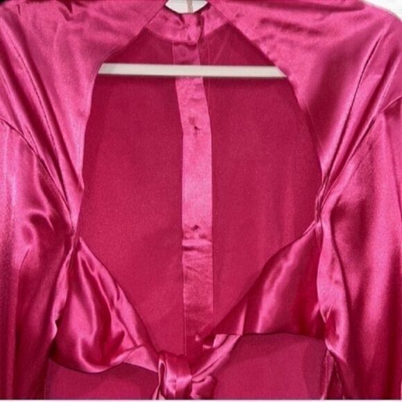 Ser.o.ya Hot Pink Button Down Shirt (Size Small) - Picture 7 of 11